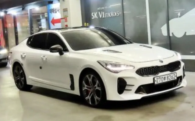 스팅어마이스터 중고차 스팅어 가솔린 3.3 터보 AWD 매물 사진 9 - 2019/10 95,677km