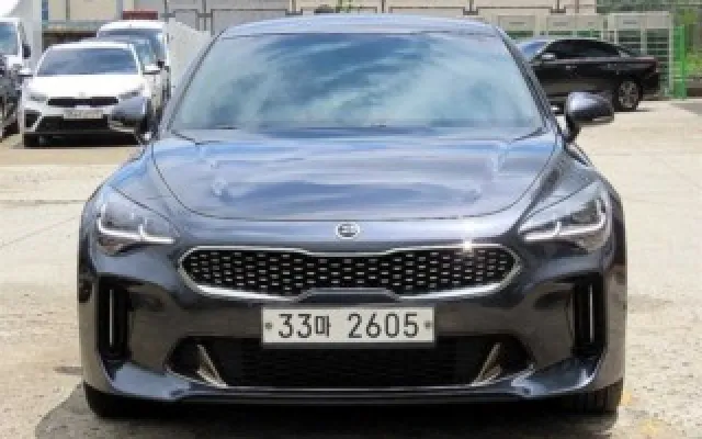스팅어마이스터 중고차 스팅어 가솔린 2.0 터보 AWD 매물 사진 1 - 2017/05 70,000km